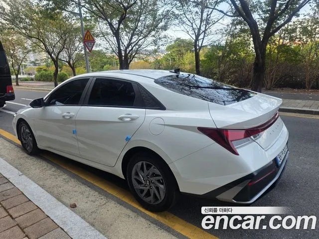 Hyundai Avante 2023 thumb 5