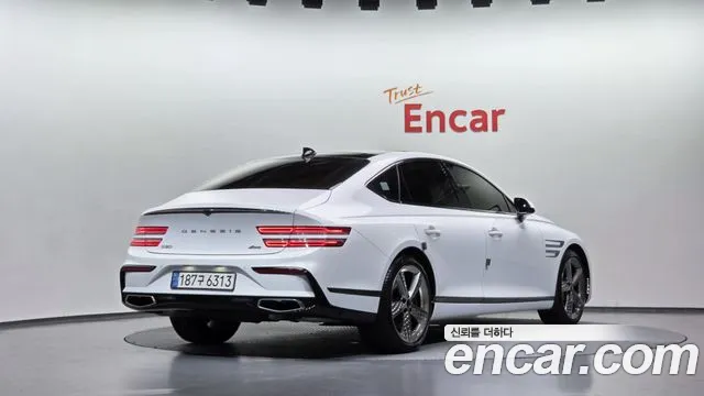 Genesis G80 2024 thumb 2