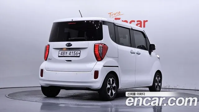 Kia Ray 2015 thumb 2