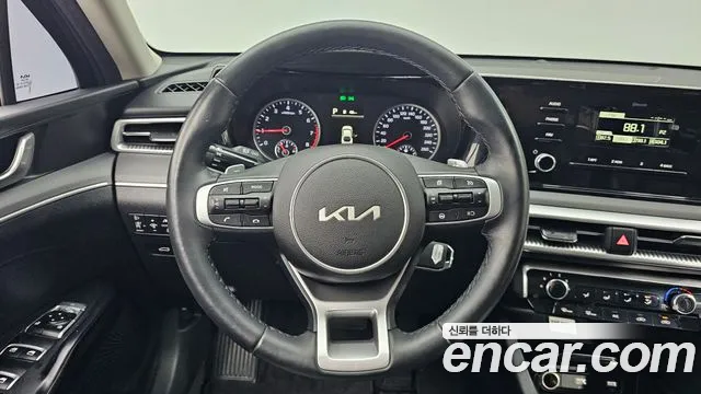 Kia K5 2022 thumb 12