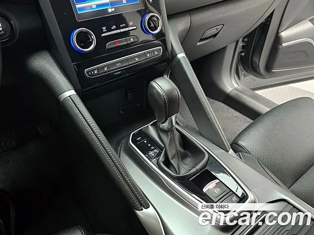 Renault-KoreaSamsung Koleos 2022 thumb 8
