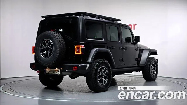 Jeep Wrangler 2024 thumb 2