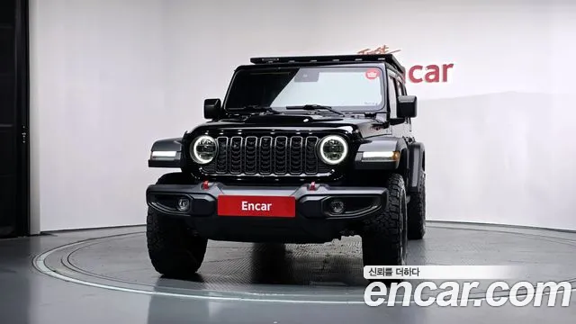 Jeep Wrangler 2024 thumb 3