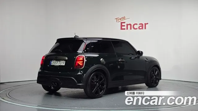 MINI Hatch 2022 thumb 2