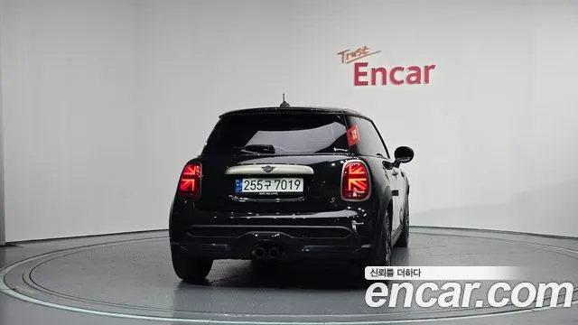 MINI Hatch 2022 thumb 4