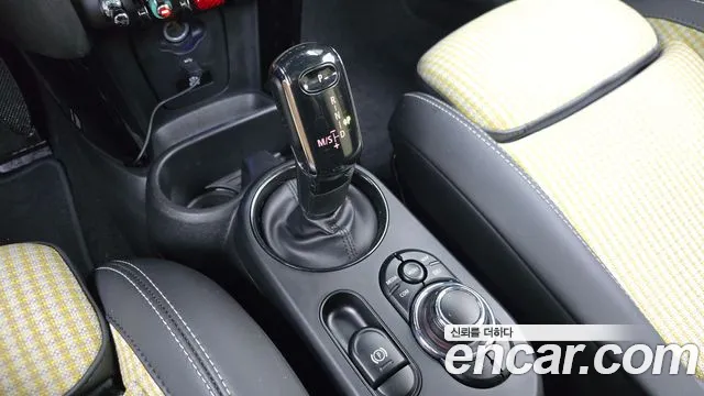 MINI Hatch 2022 thumb 9