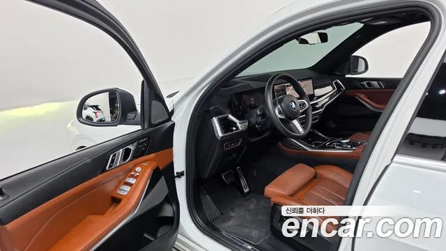 BMW X7 2025 thumb 10
