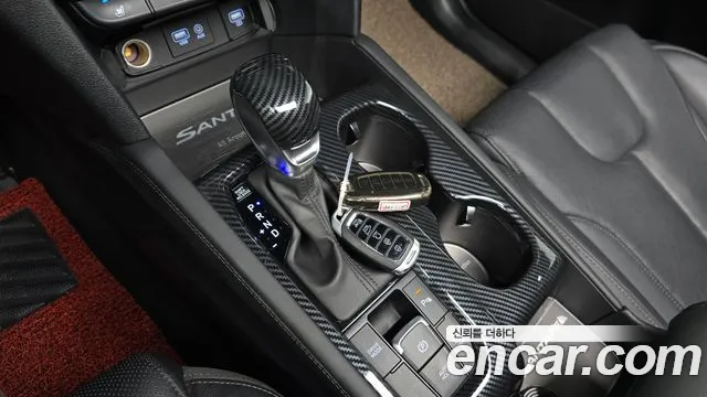 Hyundai Santa Fe 2019 thumb 9