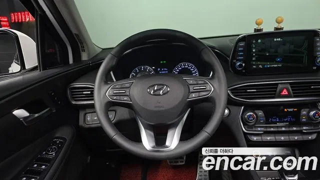Hyundai Santa Fe 2019 thumb 12