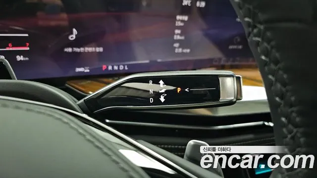 Cadillac Escalade 2025 thumb 9