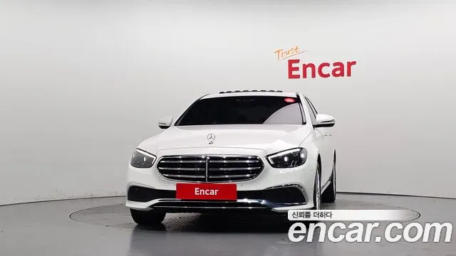 Mercedes-Benz E-Класс 2022 thumb 3