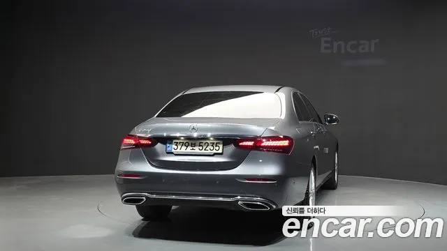 Mercedes-Benz E-Класс 2022 thumb 4