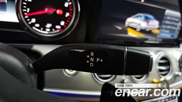 Mercedes-Benz E-Класс 2019 thumb 8
