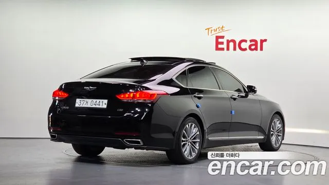 Hyundai Genesis 2016 thumb 2