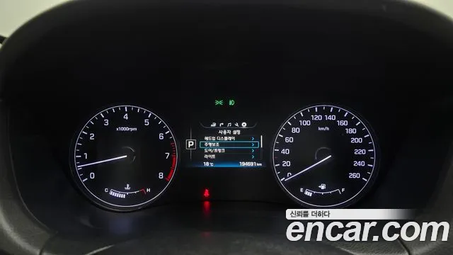 Hyundai Genesis 2016 thumb 8