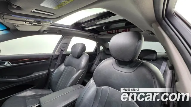 Hyundai Genesis 2016 thumb 12