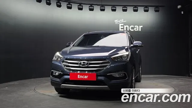 Hyundai Santa Fe 2017 thumb 3