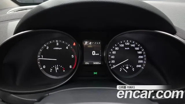 Hyundai Santa Fe 2017 thumb 8