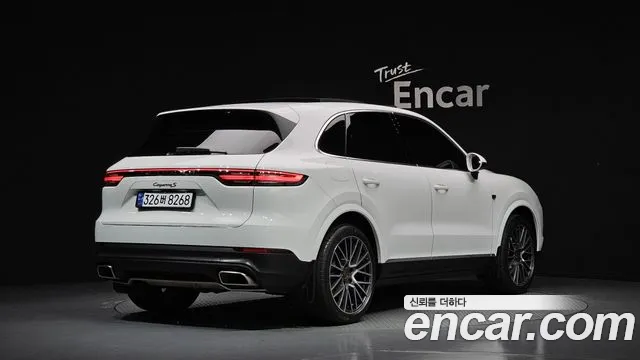 Porsche Cayenne 2019 thumb 2