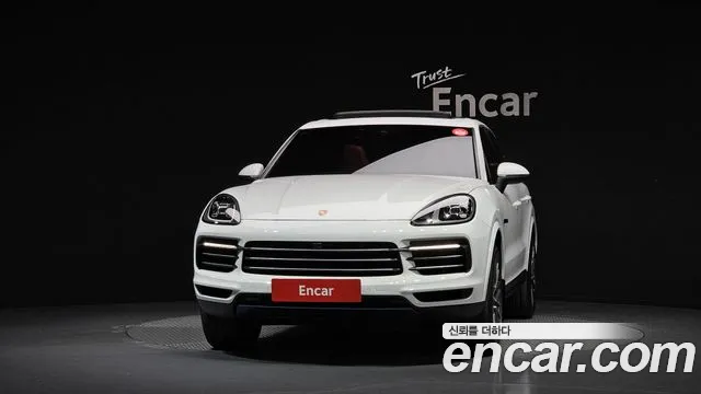 Porsche Cayenne 2019 thumb 3