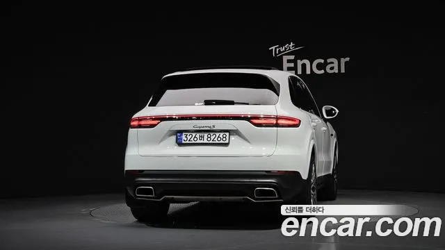 Porsche Cayenne 2019 thumb 4