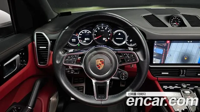 Porsche Cayenne 2019 thumb 12