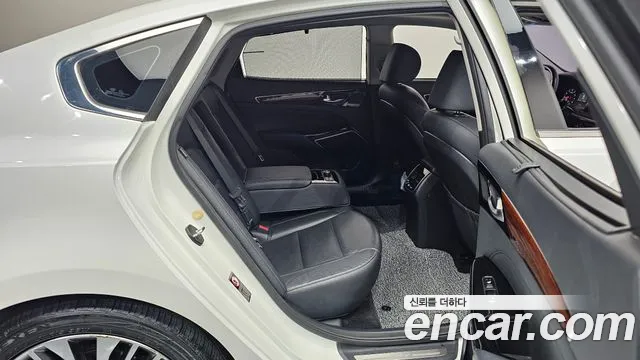 Kia K7 2016 thumb 11