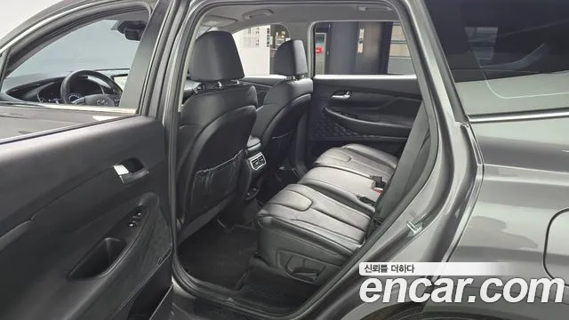 Hyundai Santa Fe 2022 thumb 11