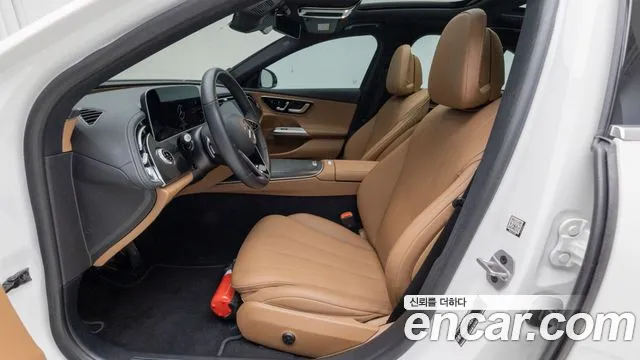 Mercedes-Benz E-Класс 2025 thumb 10