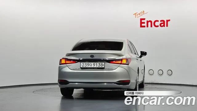 Lexus ES 2018 thumb 4
