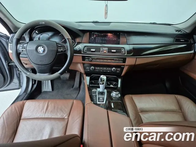 BMW 5-Series 2013 thumb 5