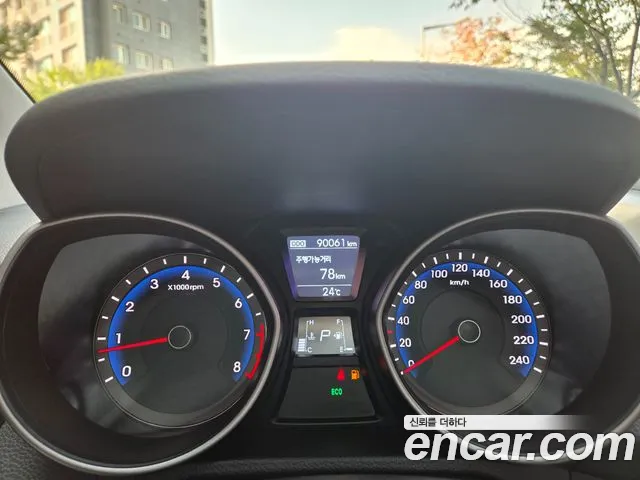 Hyundai i30 2013 thumb 8