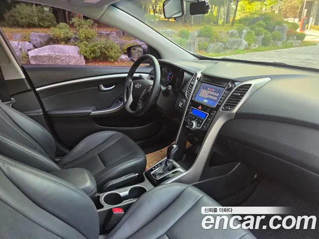 Hyundai i30 2013 thumb 9