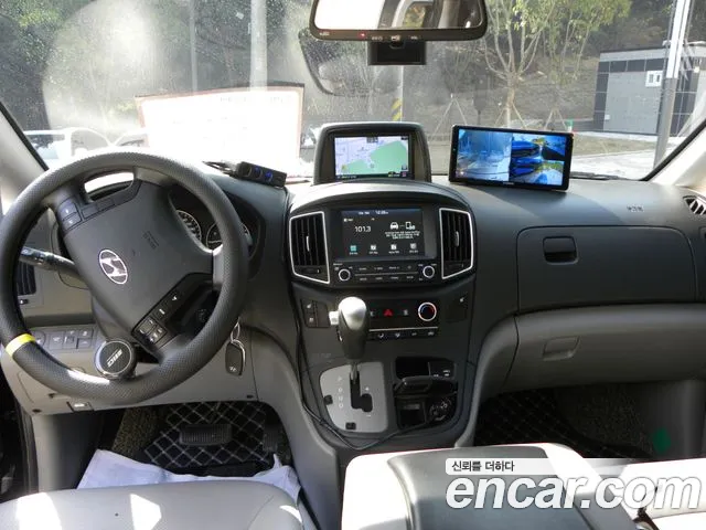 Hyundai Starex 2020 thumb 3