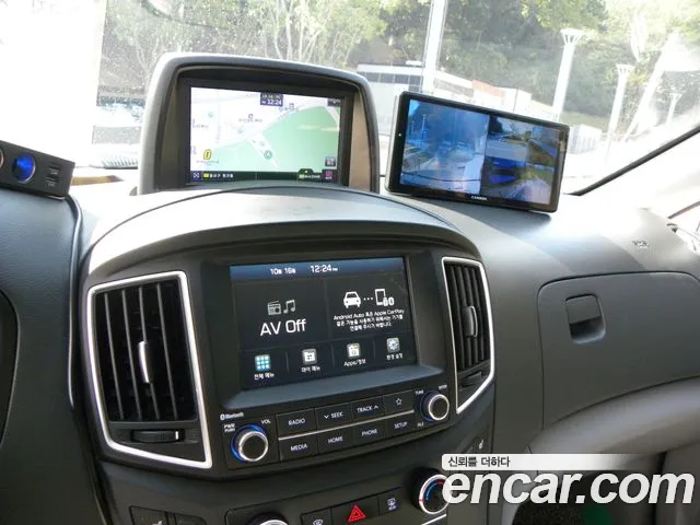 Hyundai Starex 2020 thumb 10