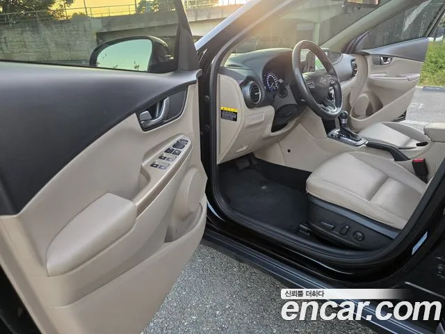 Hyundai Kona 2018 thumb 12