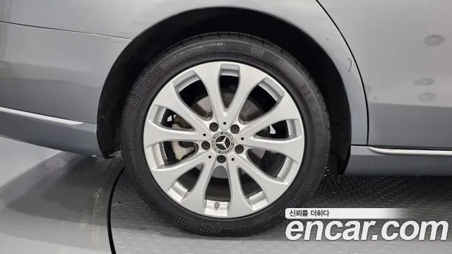Mercedes-Benz E-Класс 2019 thumb 5