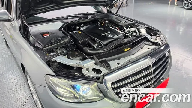 Mercedes-Benz E-Класс 2019 thumb 6
