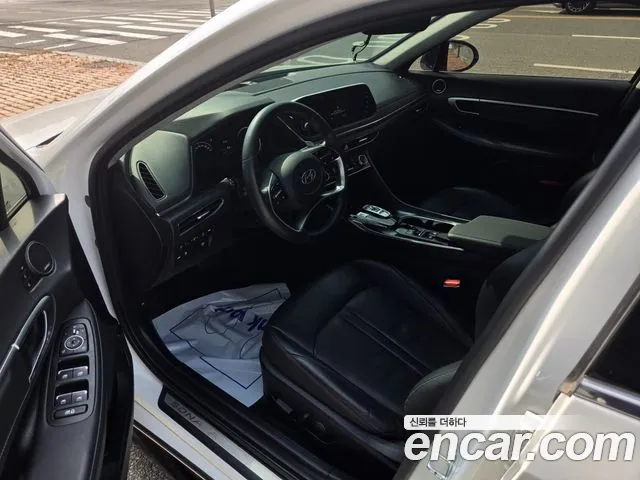 Hyundai Sonata 2021 thumb 10