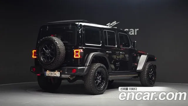 Jeep Wrangler 2024 thumb 2