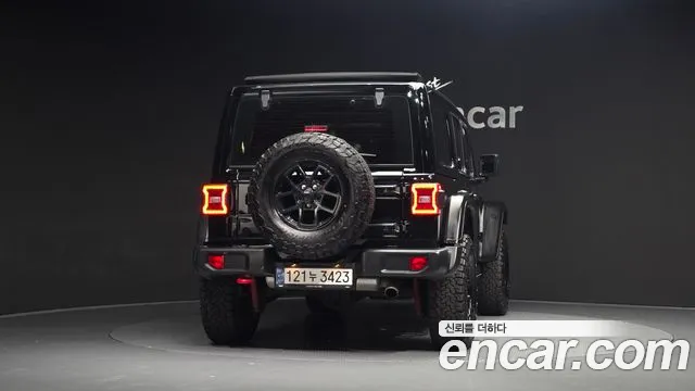 Jeep Wrangler 2024 thumb 4