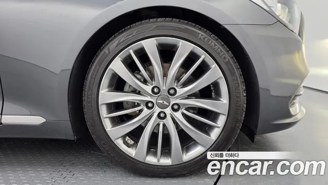 Genesis G80 2017 thumb 5