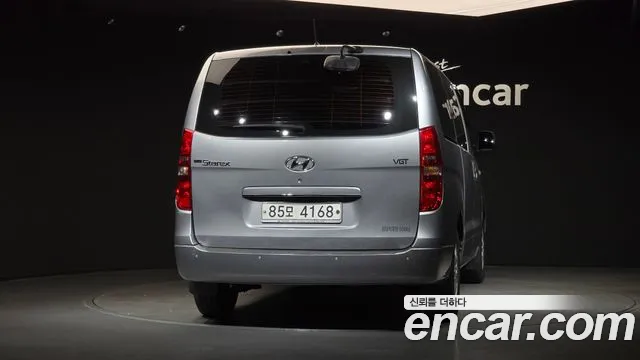 Hyundai Starex 2017 thumb 4