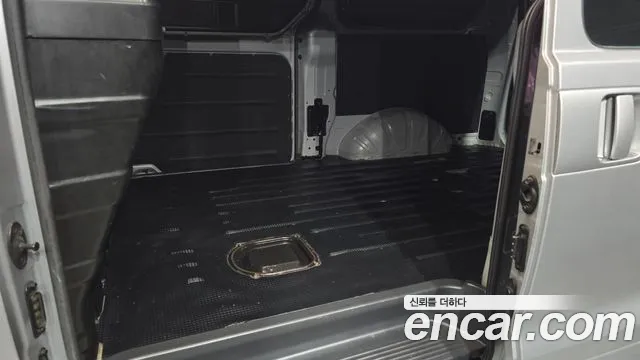 Hyundai Starex 2017 thumb 12