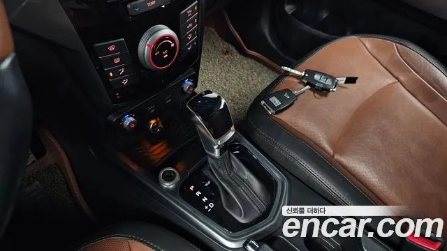 KG_Mobility_Ssangyong TIBOLI 2018 thumb 9