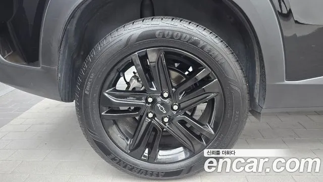ChevroletGMDaewoo Tracker 2023 thumb 5