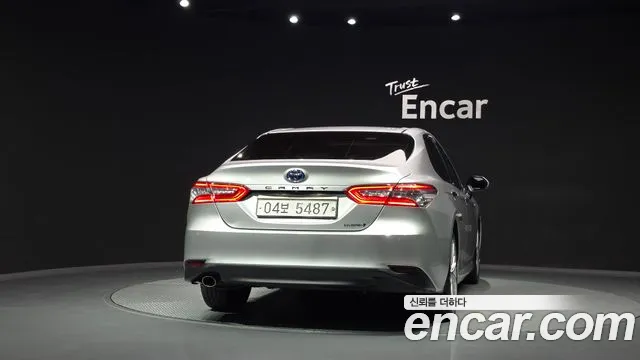 Toyota Camry 2017 thumb 4