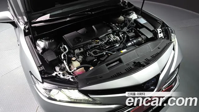 Toyota Camry 2017 thumb 6