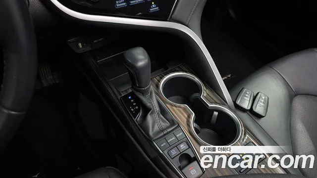 Toyota Camry 2017 thumb 9