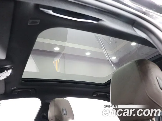 BMW 5-Series 2024 thumb 5